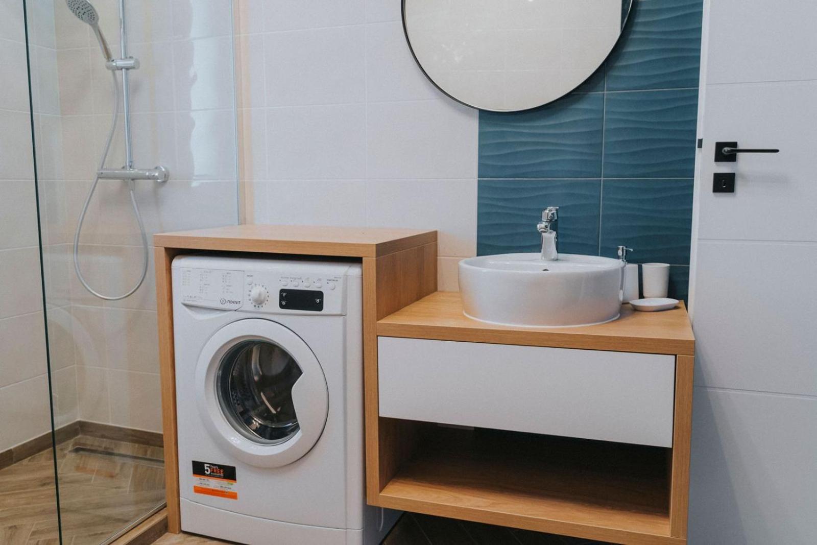 Charlotte Piata Unirii - Free Private Parking 2Bedrooms Apartment Oradea Exterior foto